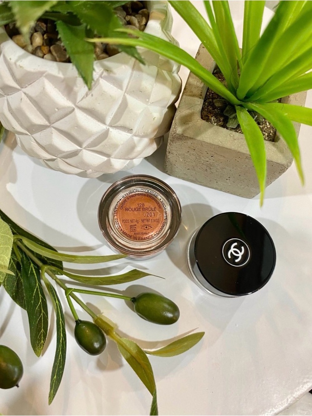 Chanel Illusion D'Ombre Eyeshadow Rouge Brûlé #128